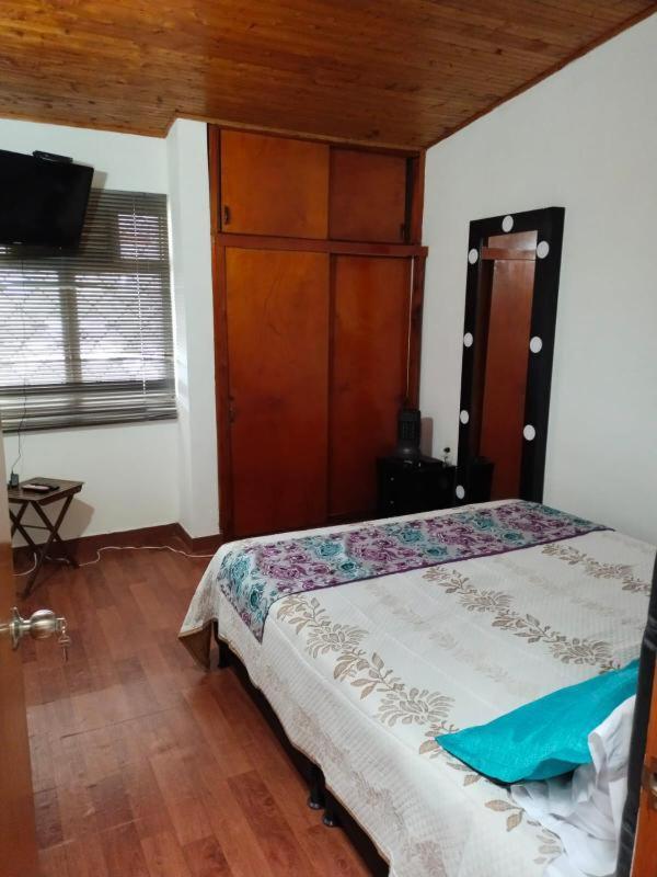 Hostal Spa Casa De Piedra Con Jacuzzi Santa Rosa de Cabal Extérieur photo
