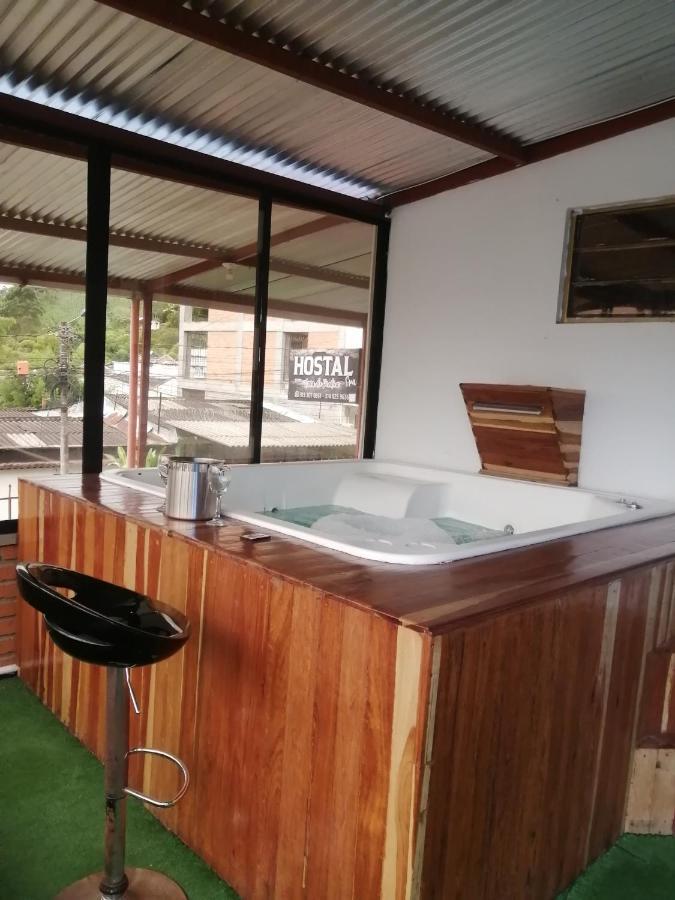 Hostal Spa Casa De Piedra Con Jacuzzi Santa Rosa de Cabal Extérieur photo